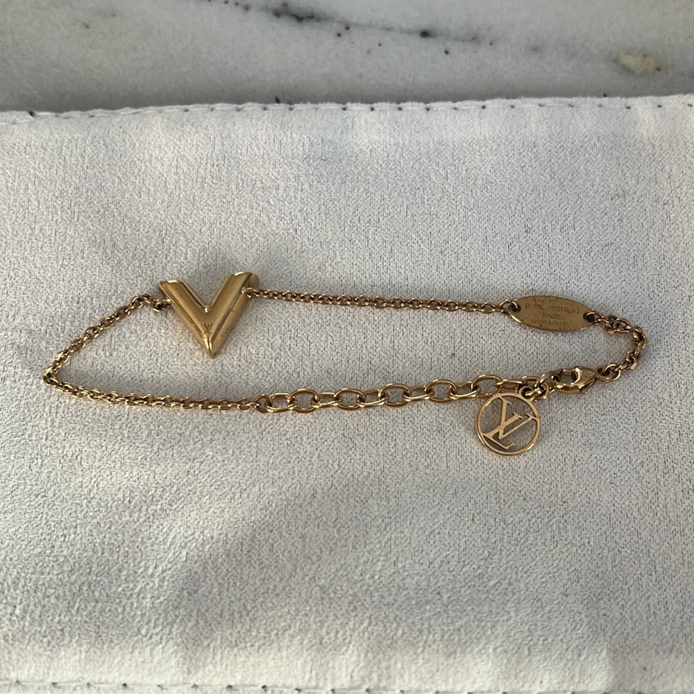 Louis Vuitton Essential V Station Bracelet